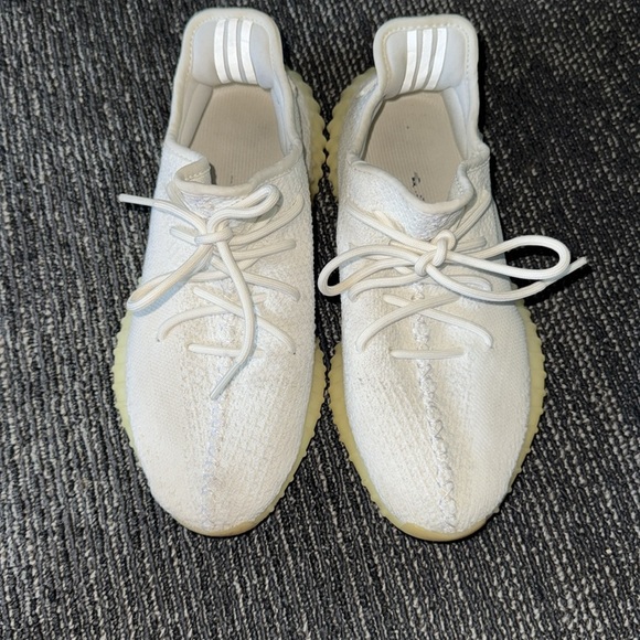 Adidas Yeezy Boost 350 V2 Size 8 - Picture 3 of 8